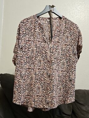 Maurices Pink Patterned Short-Sleeve V-Neck Blouse
